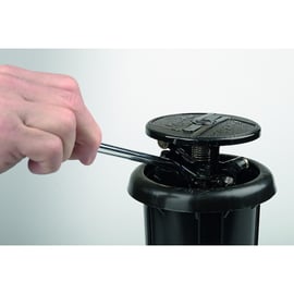 Outil d'extraction pour arroseurs