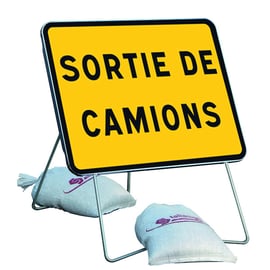 Panneau de chantier KC1 T1 SORTIE CAMION 800 x 600 mm avec pied et 2 sacs de lestage