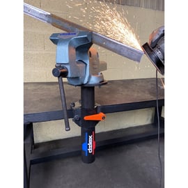 Élévateur pour étau d'établi