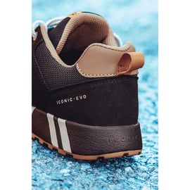 Chaussures basses HAKA noires S1PS