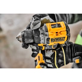 Perceuse-visseuse sans fil DCD800P2T-QW - 18V - 90 nm - 2 batteries 5Ah - coffret TSTAK - MY36