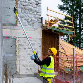 Grattoir de coffrage avec manche NANOVIB® télescopique 300 mm