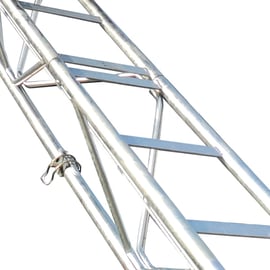 Monte-matériaux APACHE pour couvreur