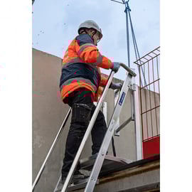 Échelle d'accès dalle