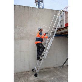 Échelle d'accès dalle