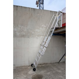 Échelle d'accès dalle