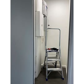 Marchepied Double ACCES avec garde corps