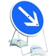 Panneau de chantier BK21 A2 850 T1 Sens Fleche Réversible avec Pied et 2 Sacs de lestage