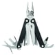 Pince multifonctions CHARGE®+ dotée de 19 outils